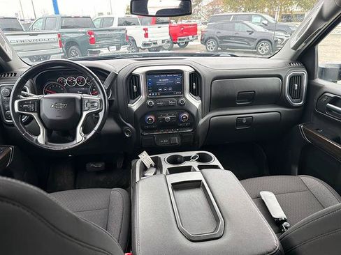 Used 2021 Chevrolet Silverado 1500 RST w/ Bed Protection Package AWD/4WD image 19