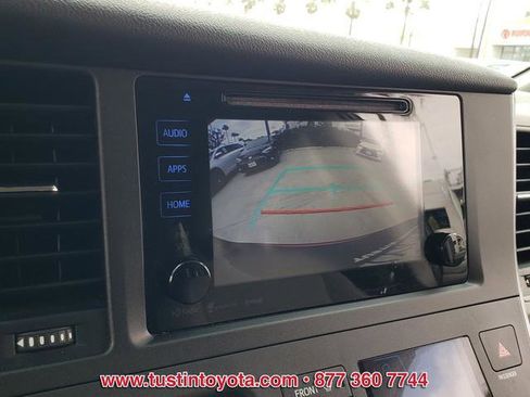 Certified 2017 Toyota Sienna LE image 20