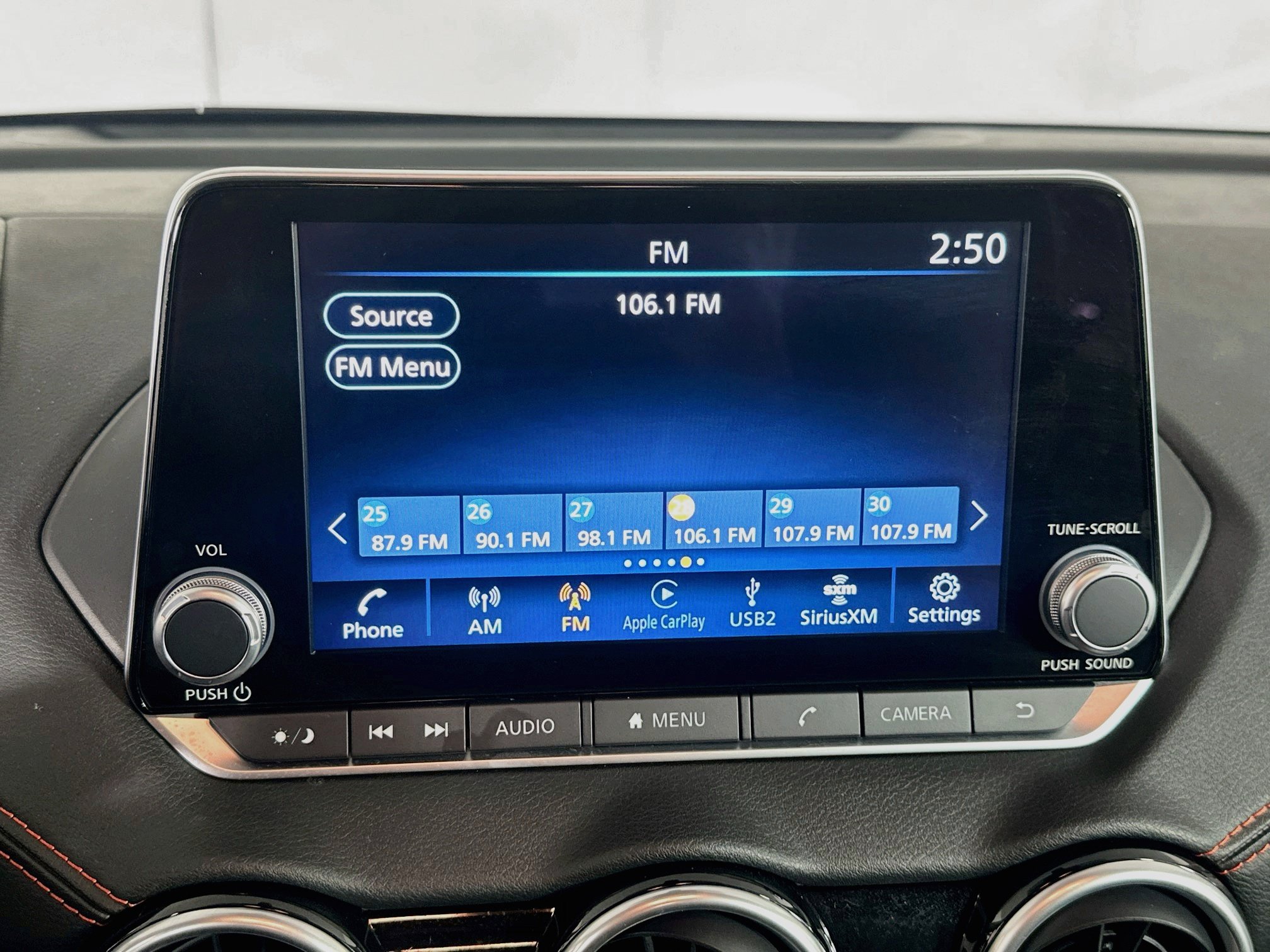 Used 2025 Nissan Sentra SR w/ SR Premium Package FWD image 21