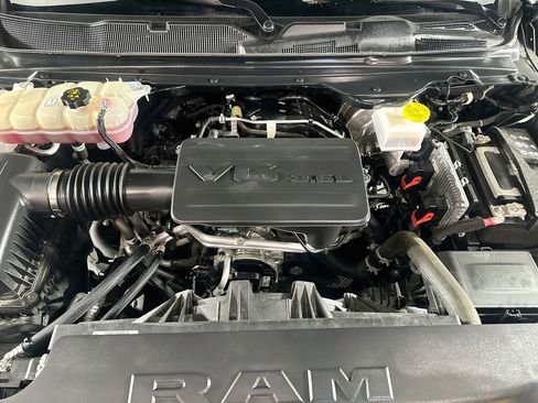 Used 2024 RAM 1500 Big Horn AWD/4WD image 31