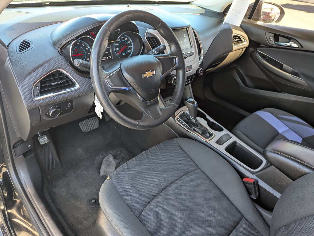 Used 2016 Chevrolet Cruze LS FWD image 21