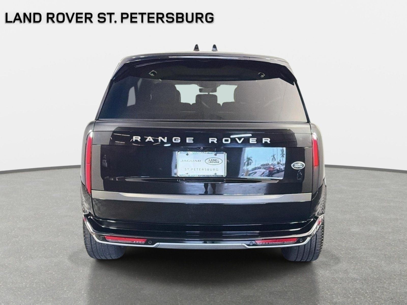 Used 2023 Land Rover Range Rover Long Wheelbase SE AWD/4WD image 6