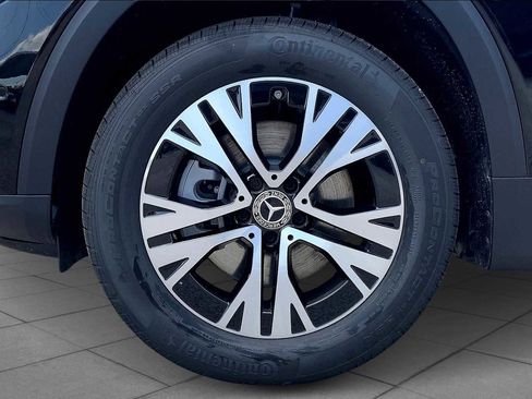 New 2025 Mercedes-Benz GLB 250 GLB 250 image 21