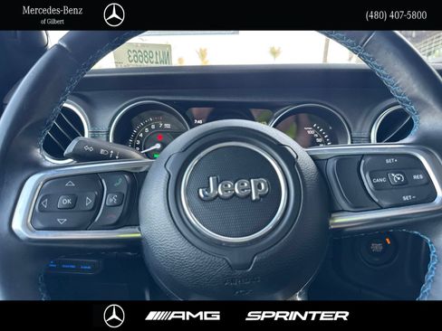 Used 2022 Jeep Wrangler Unlimited Rubicon 4xe AWD/4WD image 34
