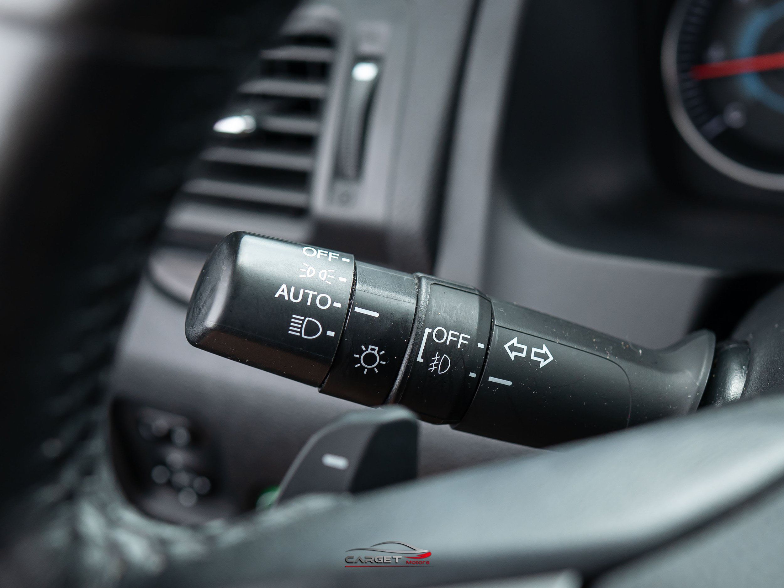 Used 2022 Honda Pilot Touring image 32