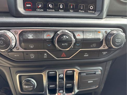 Certified 2023 Jeep Wrangler Unlimited Rubicon image 17