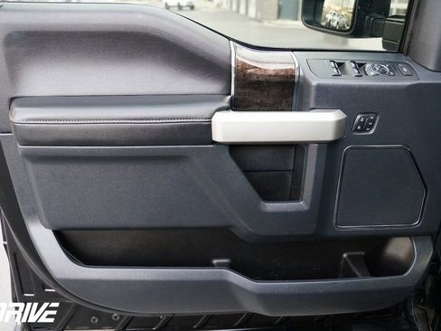 Used 2022 Ford F350 Lariat w/ Tremor Off-Road Package image 19