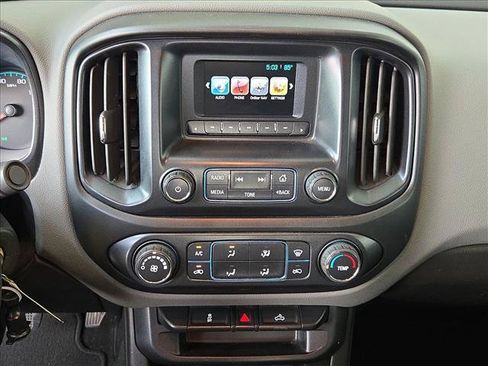 Used 2016 Chevrolet Colorado W/T RWD image 13