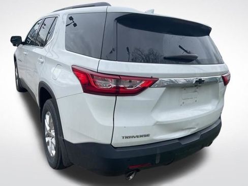 Used 2019 Chevrolet Traverse LT image 8