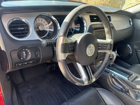 Used 2011 Ford Mustang GT Premium w/ Electronics Pkg RWD image 15