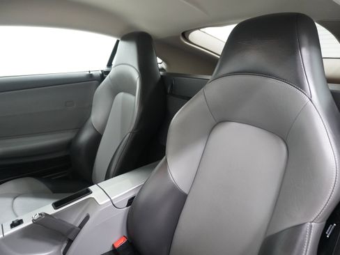 Used 2004 Chrysler Crossfire Coupe image 11