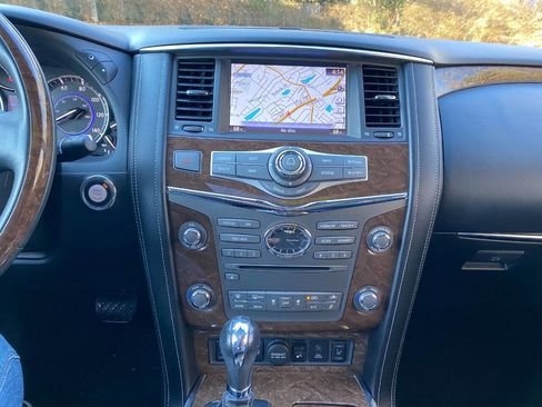 Used 2017 INFINITI QX80 4WD w/ Driver Assistance Package image 35