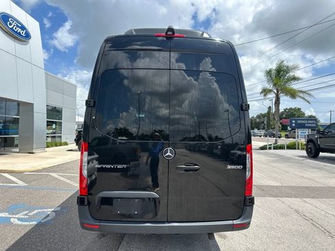 Used 2025 Mercedes-Benz Sprinter 2500 image 19