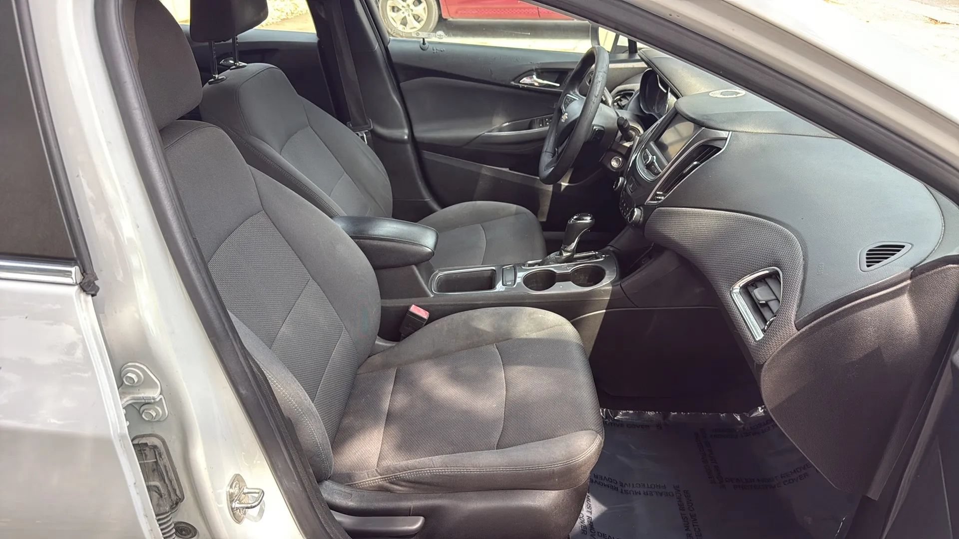 Used 2019 Chevrolet Cruze LT w/ LT Fleet Convenience Package FWD image 21