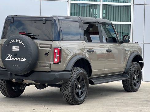 Used 2025 Ford Bronco Outer Banks AWD/4WD image 4