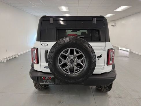 New 2025 Ford Bronco Badlands image 7