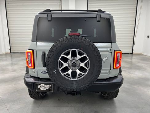 Used 2024 Ford Bronco Badlands AWD/4WD image 6