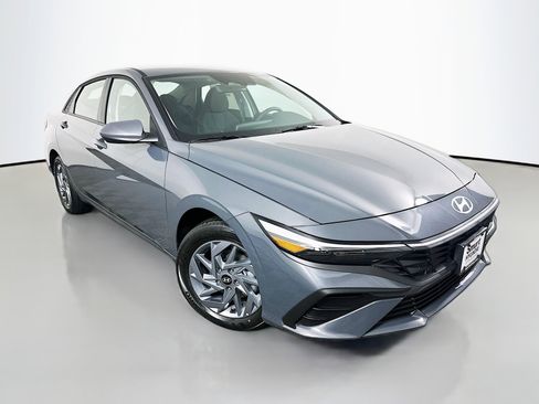 New 2026 Hyundai Elantra Blue FWD image 1