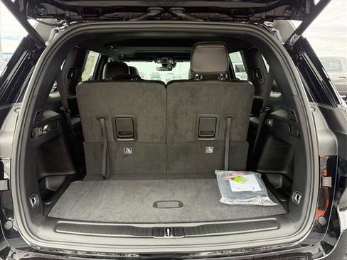 New 2025 Jeep Grand Cherokee L Altitude RWD image 7
