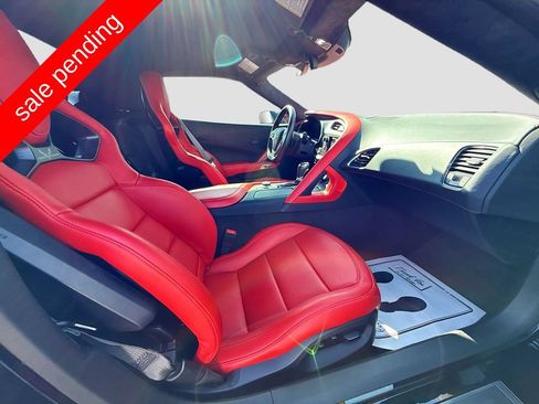 Used 2015 Chevrolet Corvette Z06 w/ 3LZ Preferred Equipment Group RWD image 27