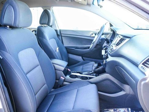 Used 2016 Hyundai Tucson SE image 16