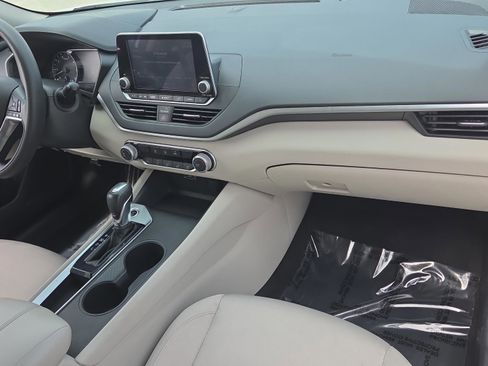 Used 2020 Nissan Altima 2.5 S image 17