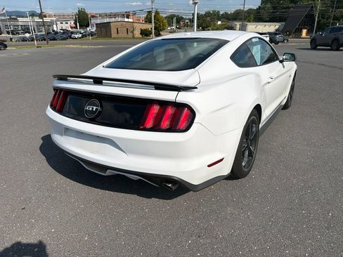 Used 2016 Ford Mustang GT Premium w/ Equipment Group 401A RWD image 5