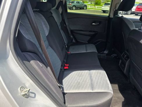 Used 2023 Nissan Rogue SV AWD/4WD image 15