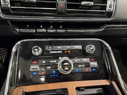 Used 2023 Lincoln Navigator L Black Label AWD/4WD image 19