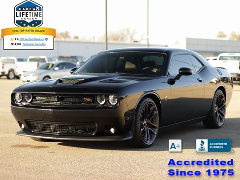 Used 2020 Dodge Challenger R/T Scat Pack image 3