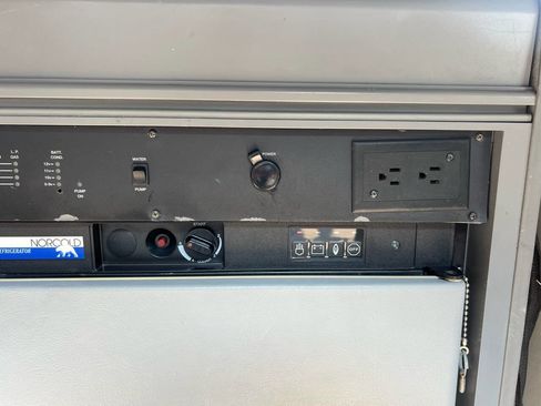 Used 1995 Volkswagen Eurovan Camper image 47