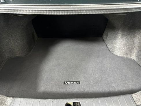 Used 2017 Nissan Versa S Plus image 25