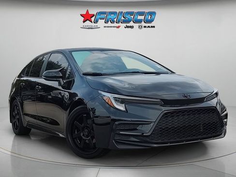 Used 2025 Toyota Corolla SE FWD image 1