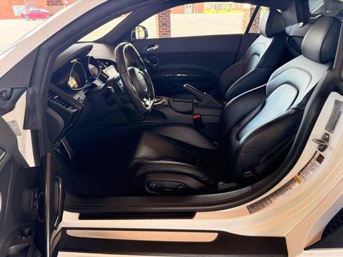 Used 2012 Audi R8 V10 AWD/4WD image 14