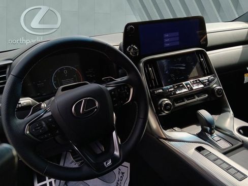 Certified 2026 Lexus LX 700h F Sport w/ Accessory Package (Z1) image 8