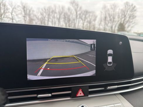 Used 2021 Hyundai Elantra Limited w/ Cargo Package image 29