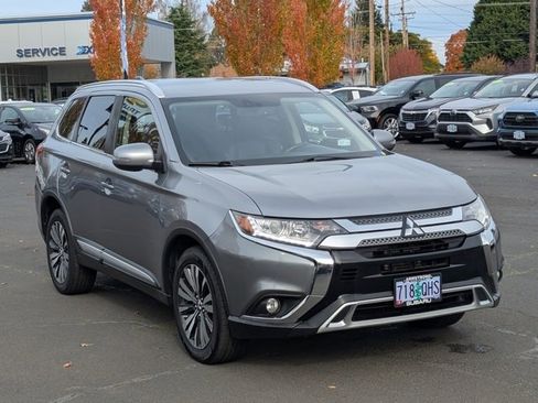 Used 2019 Mitsubishi Outlander SEL image 7