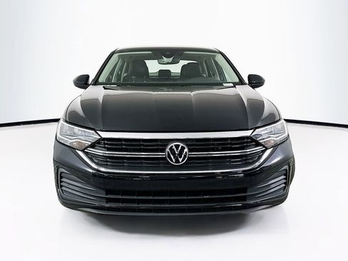 Used 2023 Volkswagen Jetta SE image 6