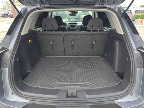 Used 2022 Chevrolet TrailBlazer LT w/ LPO, Blackout Package FWD image 16