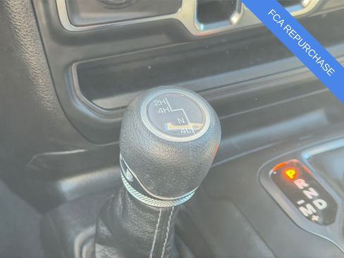 Used 2024 Jeep Wrangler Unlimited Sport AWD/4WD image 25