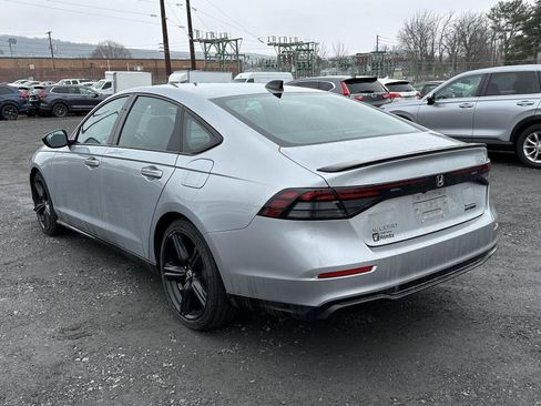 Used 2024 Honda Accord Sport image 6