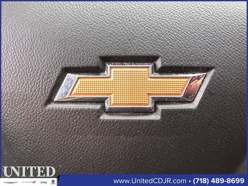 Used 2021 Chevrolet Equinox LT image 22