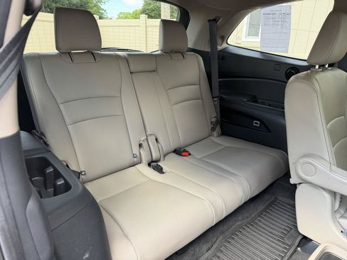 Used 2017 Honda Pilot Elite image 8