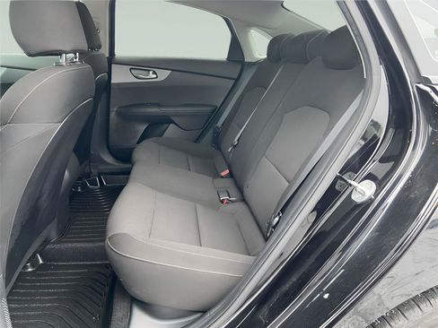 Used 2020 Kia Forte LXS image 16