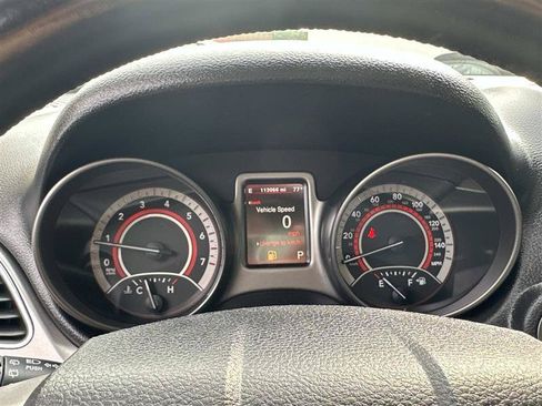 Used 2017 Dodge Journey Crossroad FWD image 17