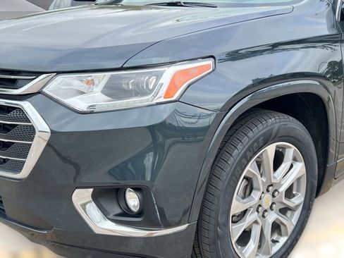 Certified 2019 Chevrolet Traverse Premier w/ Driver Confidence II Package image 11