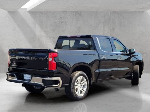 Used 2023 Chevrolet Silverado 1500 LTZ w/ LTZ Convenience Package II RWD image 5