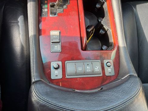 Used 2009 Lexus LS 460 4dr Sedan image 10