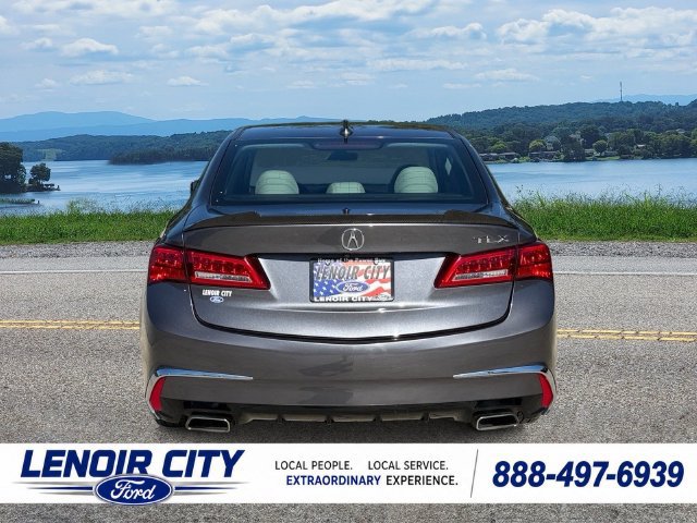 Used 2018 Acura TLX V6 FWD image 4