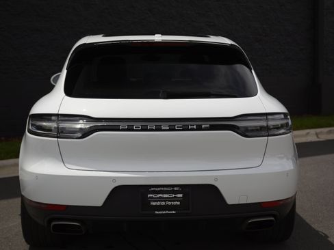 Certified 2021 Porsche Macan AWD/4WD image 6